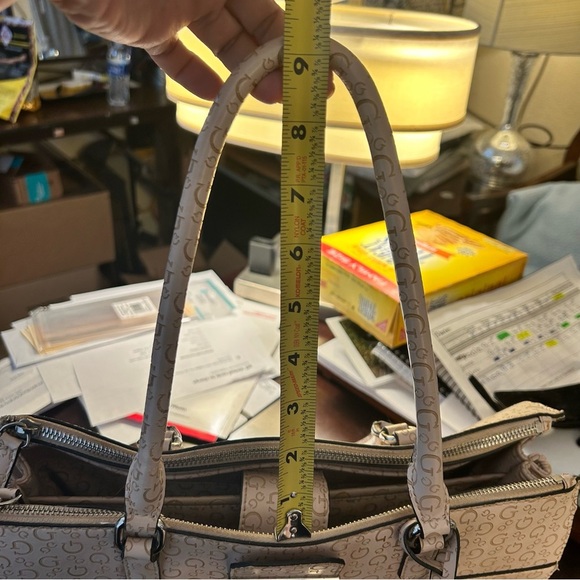 Guess Purse Pink Satchel Handbag Medium Size With Handles - Picture 9 of 16